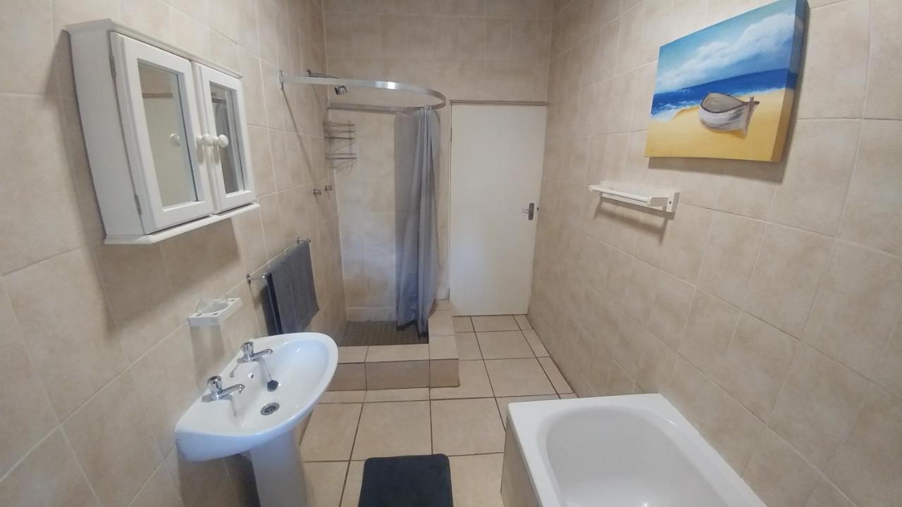 Four Seasons Self-Catering Guest House Graskop Extérieur photo