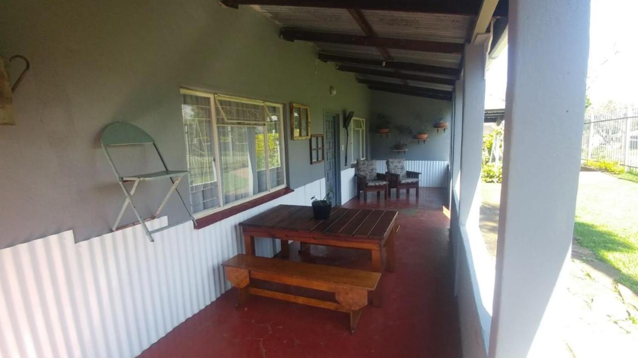 Four Seasons Self-Catering Guest House Graskop Extérieur photo